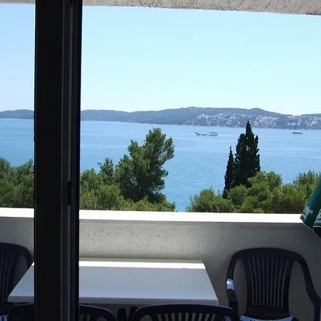 Branko Appartement *